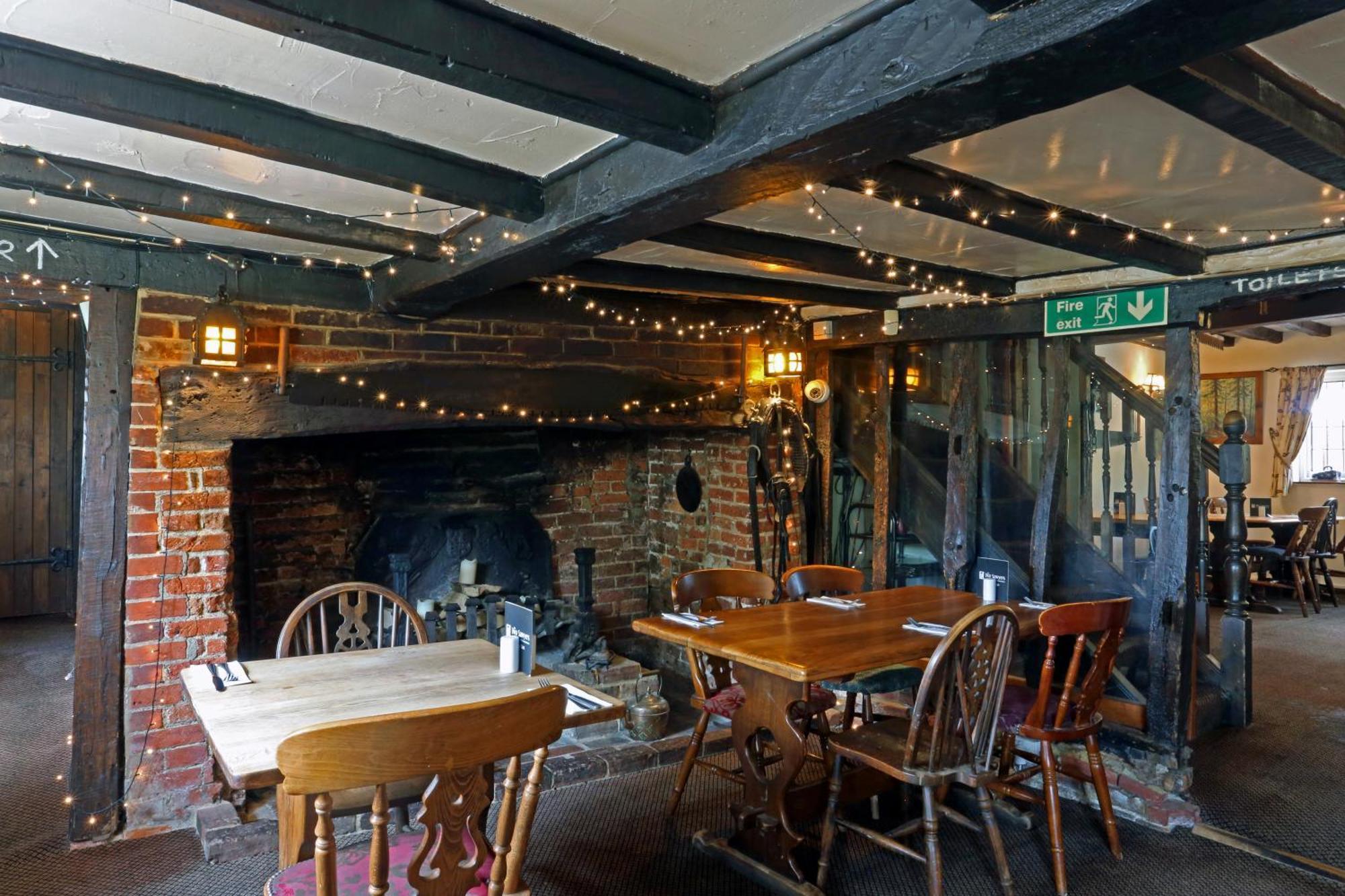 Two Sawyers Hotel Pett Buitenkant foto
