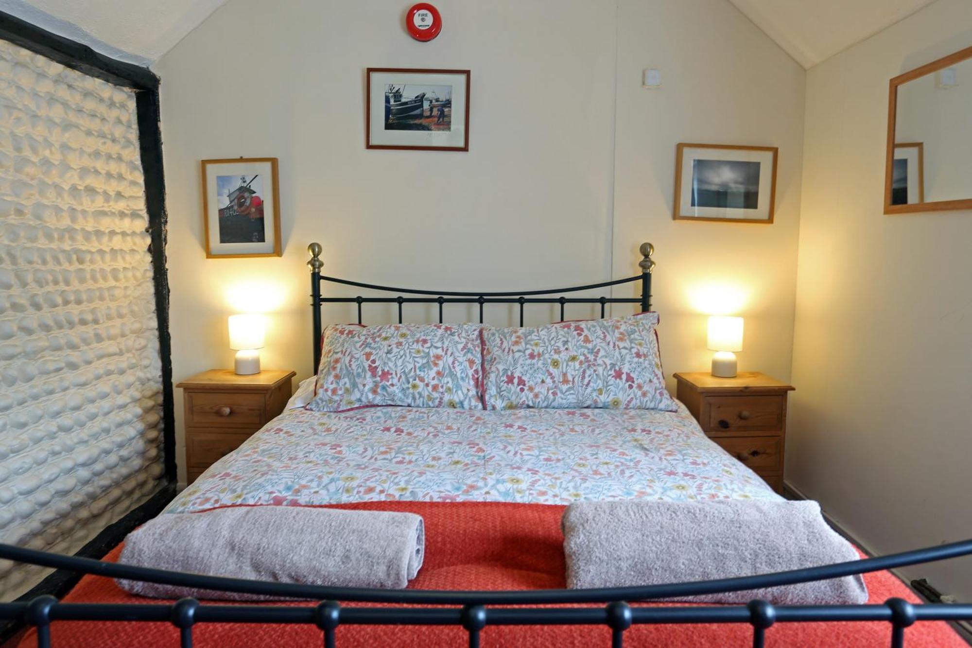 Two Sawyers Hotel Pett Buitenkant foto