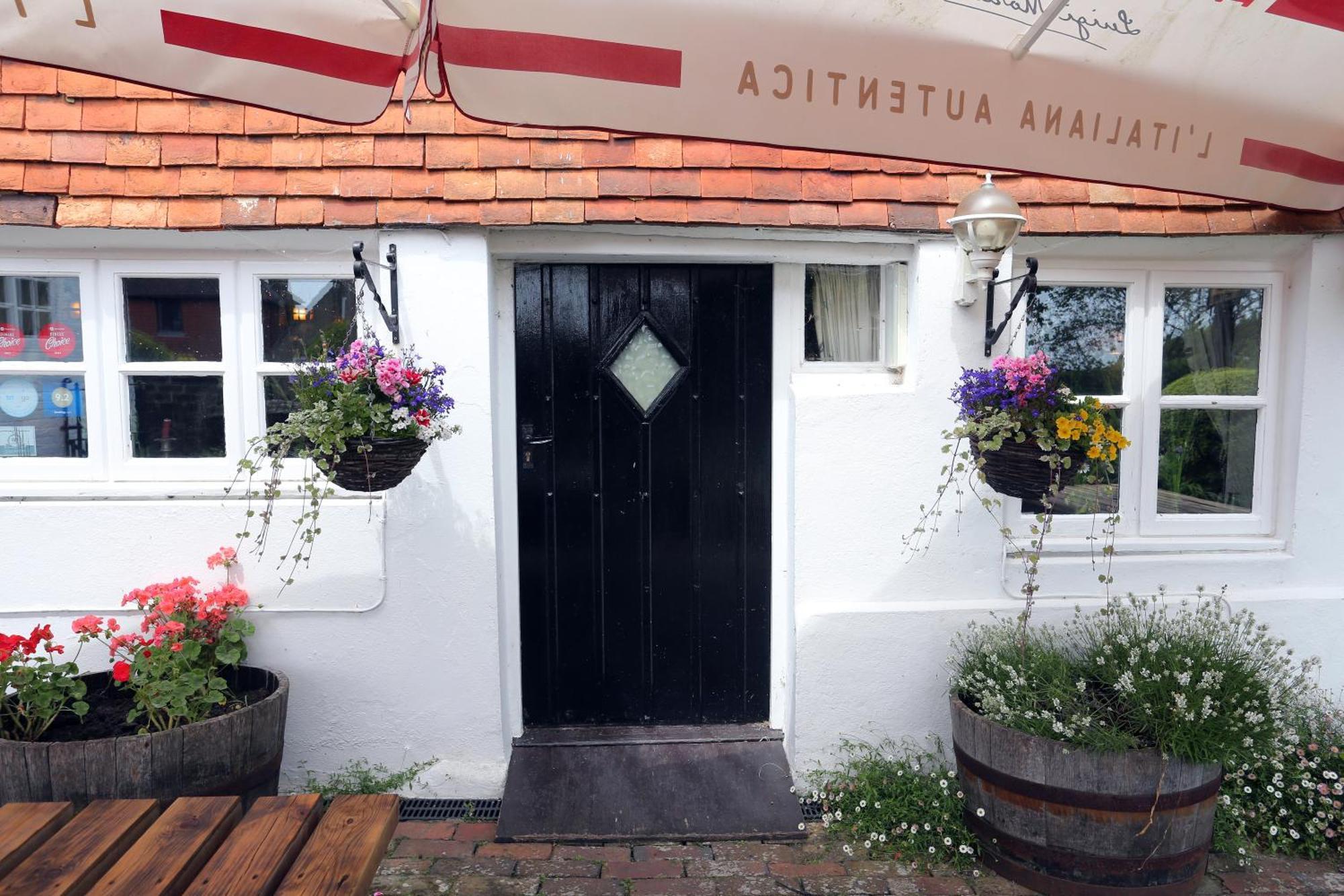 Two Sawyers Hotel Pett Buitenkant foto